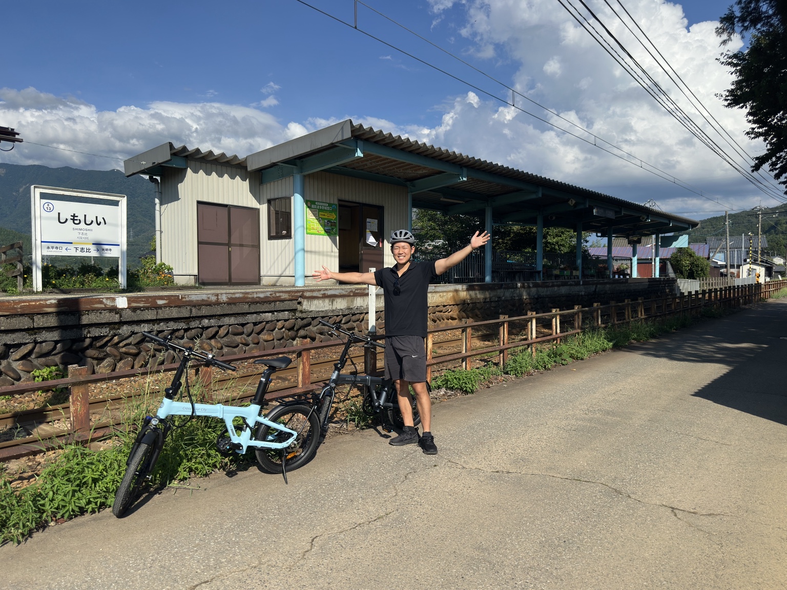 下志比駅でガイドとE-BIKE